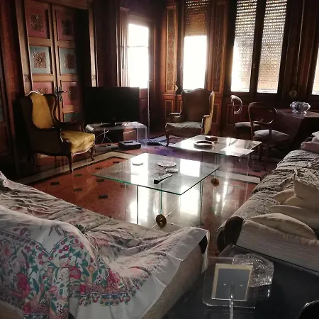 Le Stanze Del Notaio * Genua