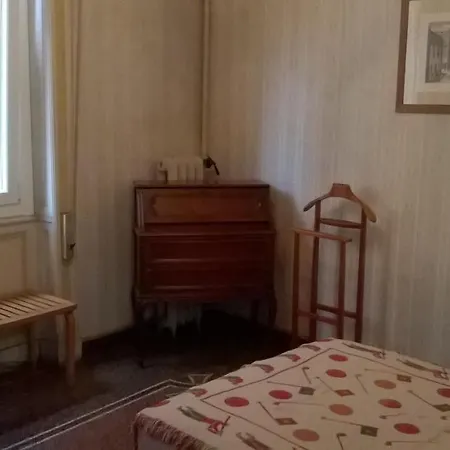 Le Stanze Del Notaio Janov