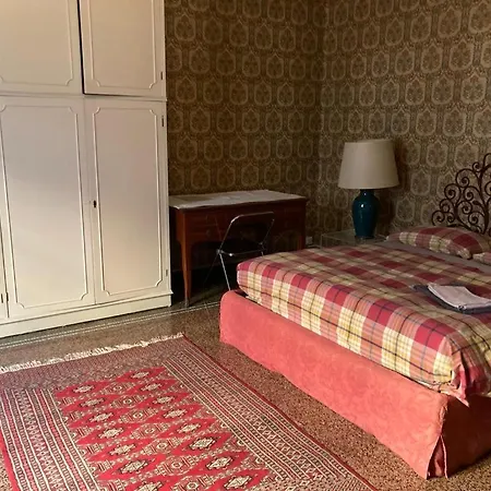 Le Stanze Del Notaio Genua