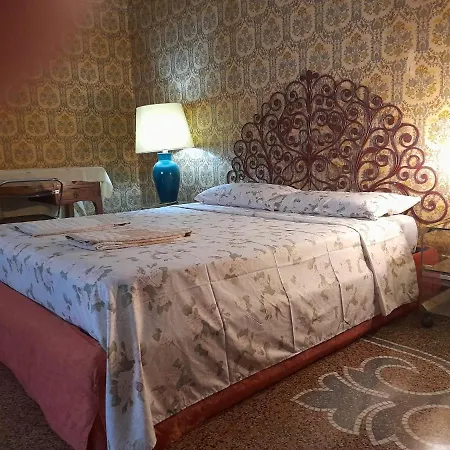 Le Stanze Del Notaio * Genua