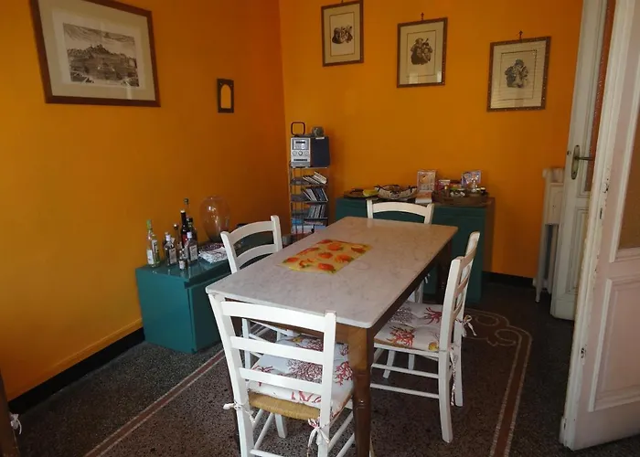 Rum i privatbostad Le Stanze Del Notaio Genua