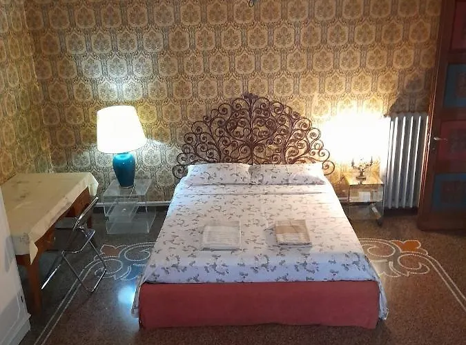 Rum i privatbostad Le Stanze Del Notaio Genua