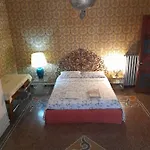 Quarto em Acomodações Particulares Le Stanze Del Notaio Génova